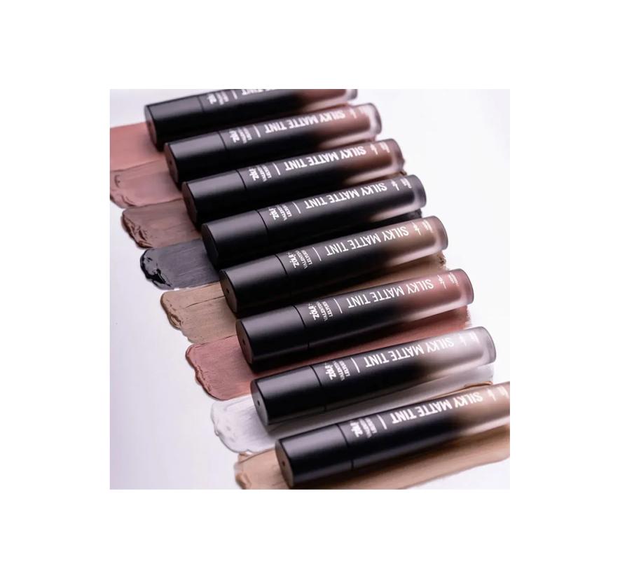 Тени Zola x Valentina Lelyukh Silky Matte Tint для век, жидкие