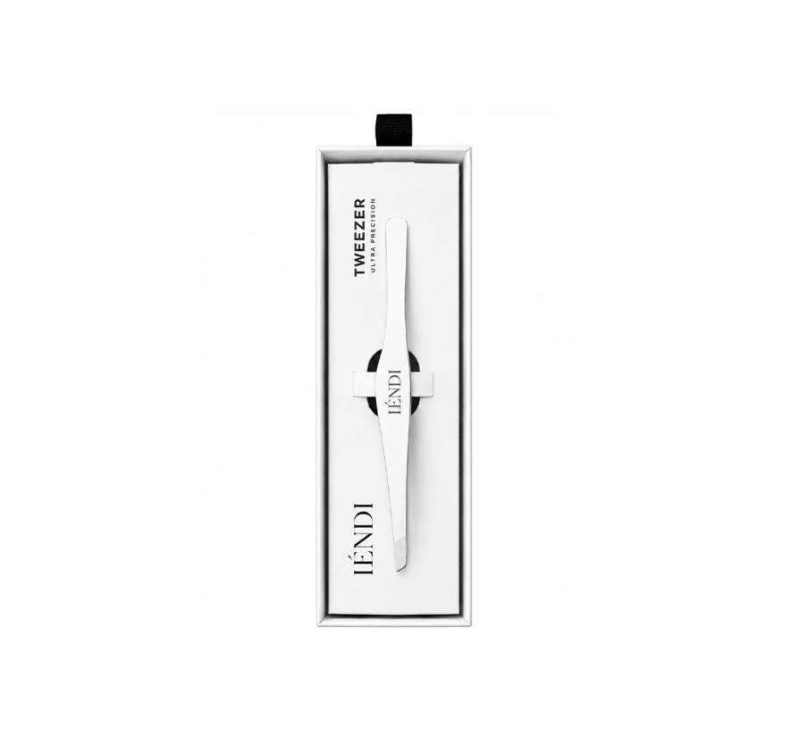 Пинцет Lendi Tweezer Ultra Fine Slanted для бровей, скошенный