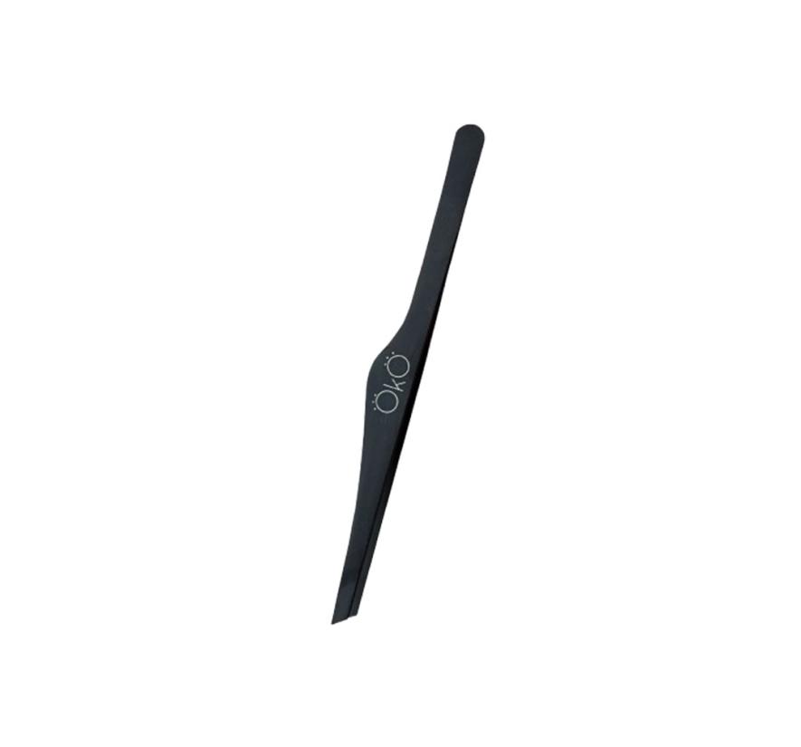 Пинцет OkO Lash&Brow Magnetic для бровей, скошенный